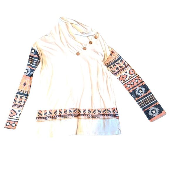 🛍️COWL NECK WITH BUTTONS &  GEOMETRIC SLEEVES - Picture 1 of 1